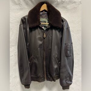 Vintage U.S. Army Air Force Brown Leather Jacket with Fur Collar L